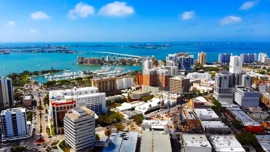 Sailing into Sarasota: The Top Docks